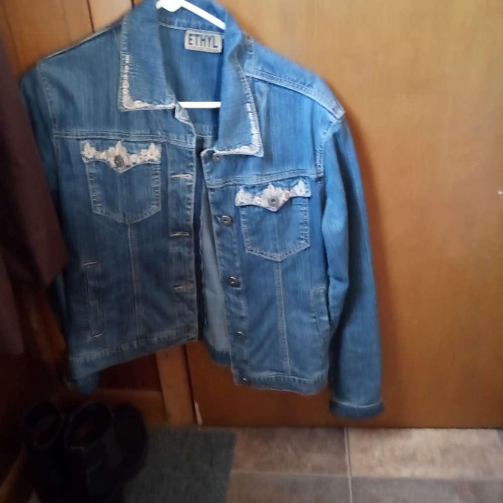 Women's blue jean jacket